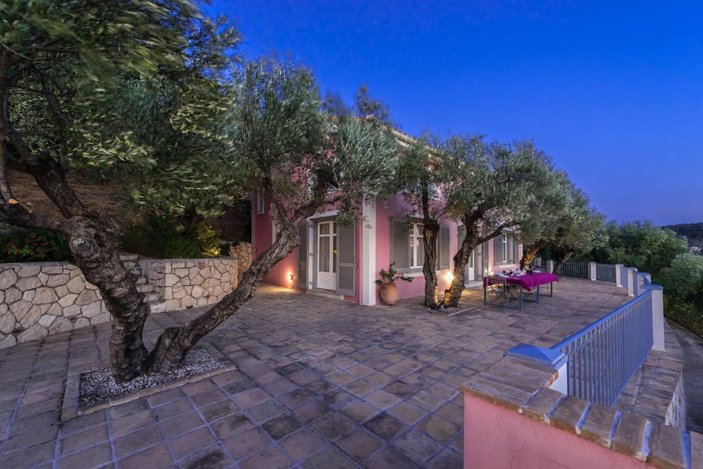 Villa Oliva, In A Serene Location & Private Pool, By Zantewize Akrotiri  Exterior foto